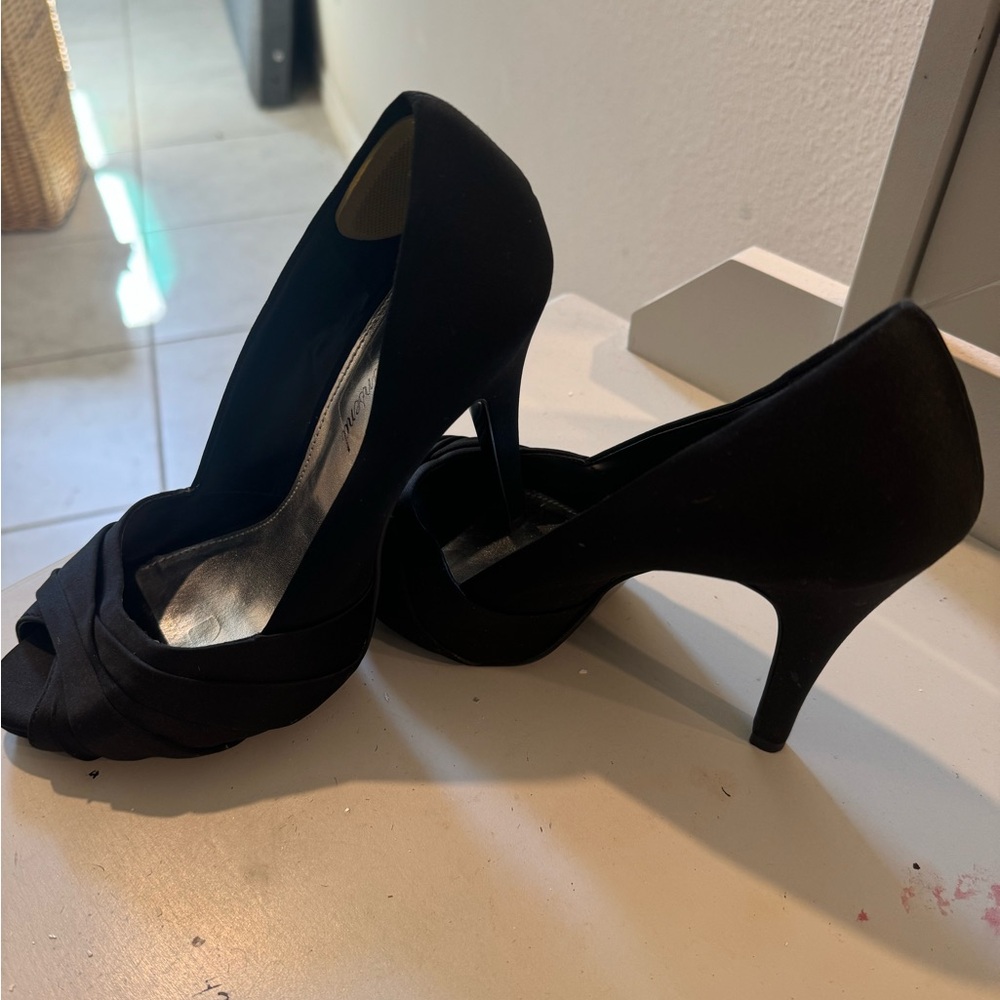 Elegant Black Peep-Toe Heels